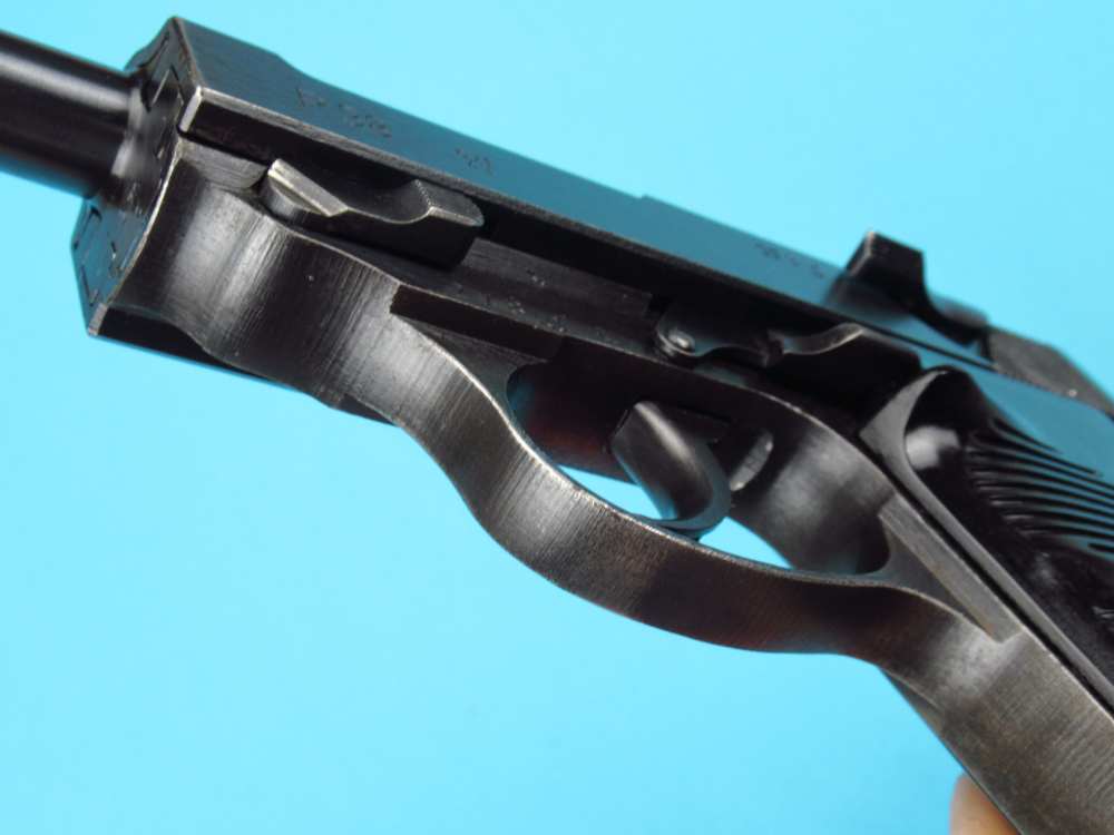 Excellent  WWII 1943 German BYF43 P38 Mauser Pistol 9mm Luger Walther Byf-img-32