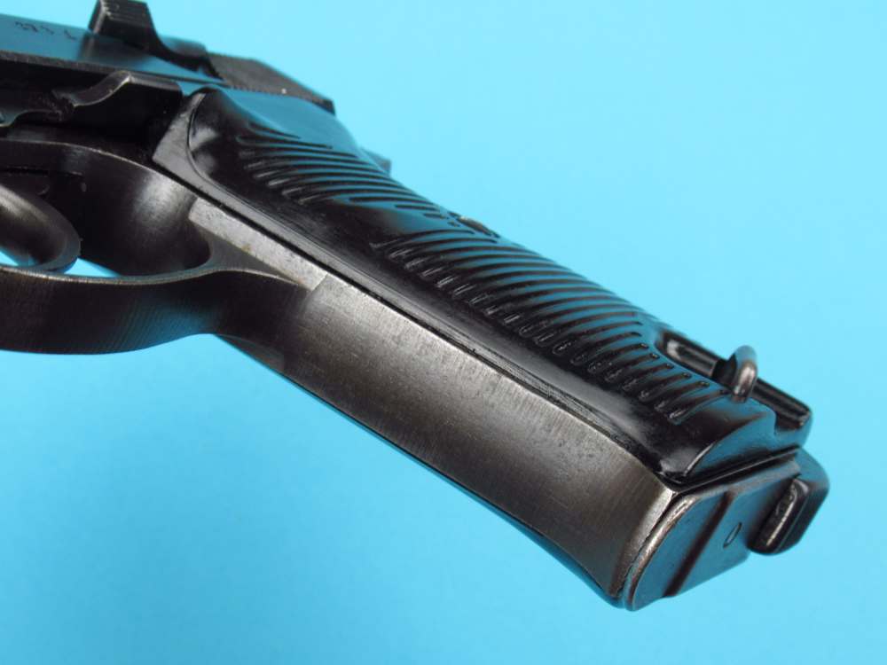 Excellent  WWII 1943 German BYF43 P38 Mauser Pistol 9mm Luger Walther Byf-img-33
