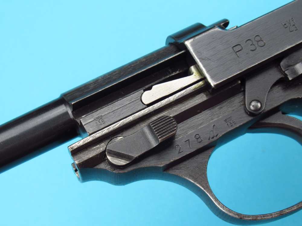 Excellent  WWII 1943 German BYF43 P38 Mauser Pistol 9mm Luger Walther Byf-img-78