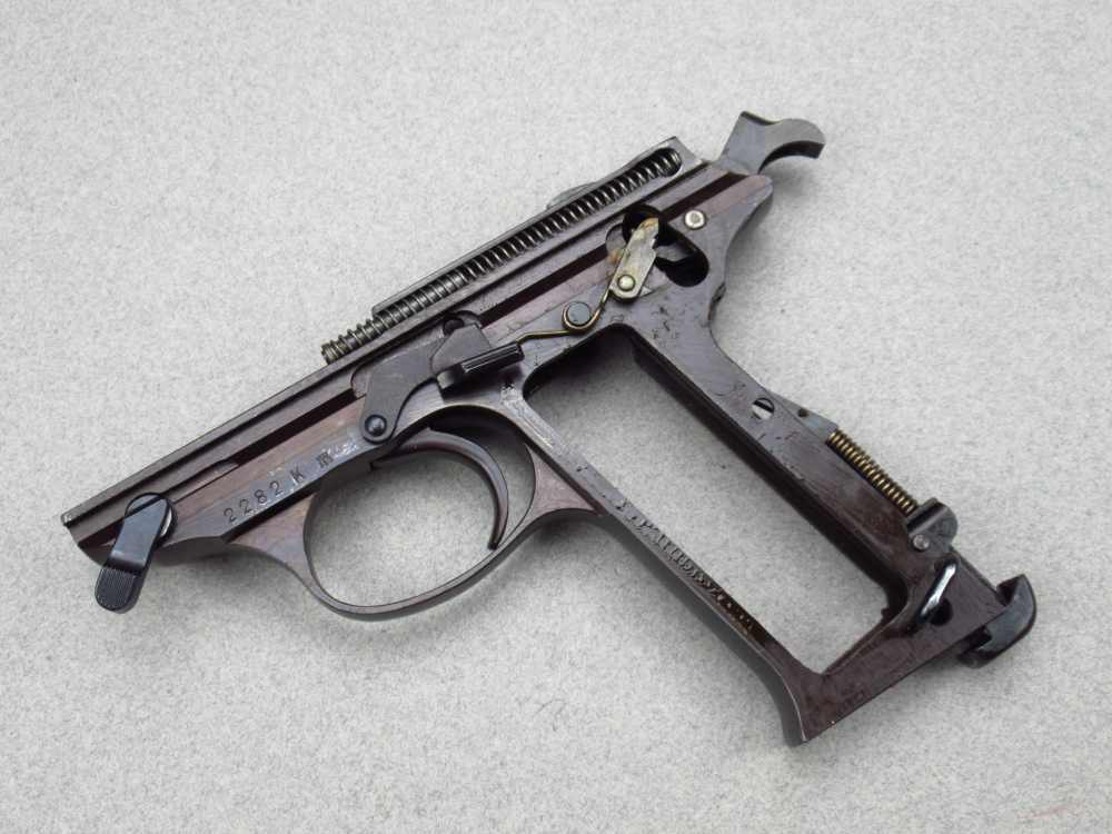 High Condition 1943 German WWII Walther AC43 P38 Pistol 9mm Luger Mauser pp-img-121
