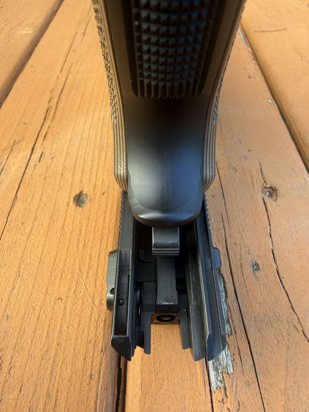 BERETTA 92G ELITE LTT - 3 MAGS - NEARLY NEW - CUSTOM PACKAGE-img-9