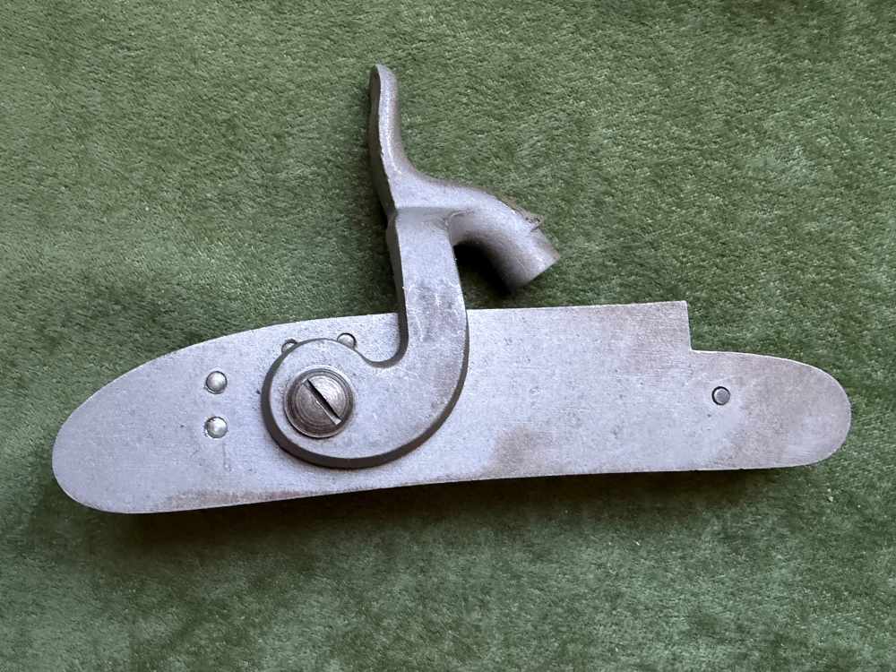 L & R Percussion Lock LK 0604 Hawkin / Penn Rifle style NOS Black Powder!-img-0