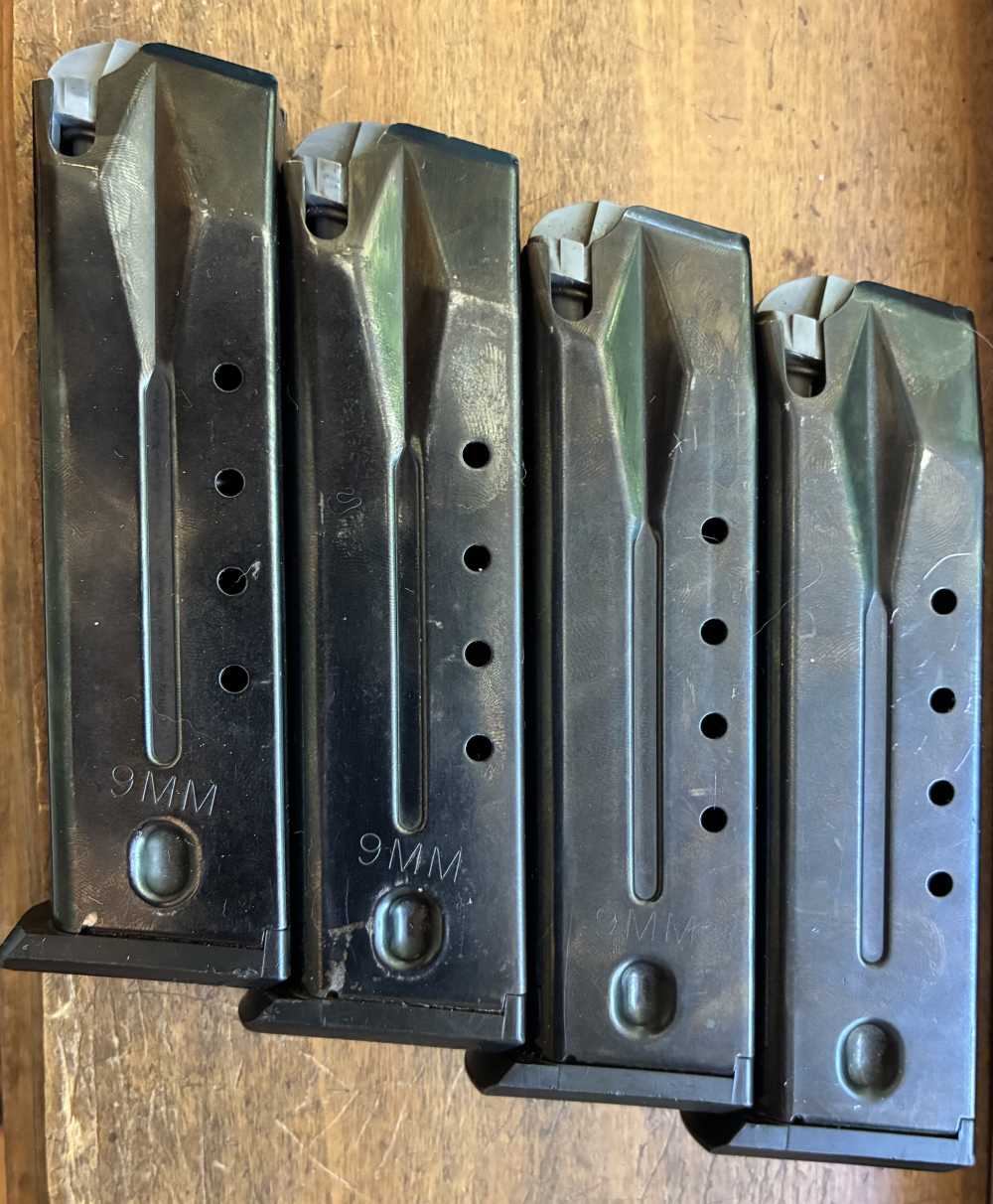 4x Lot Ruger, P89, P93, P94, 95, Magazines LEO restricted-img-1