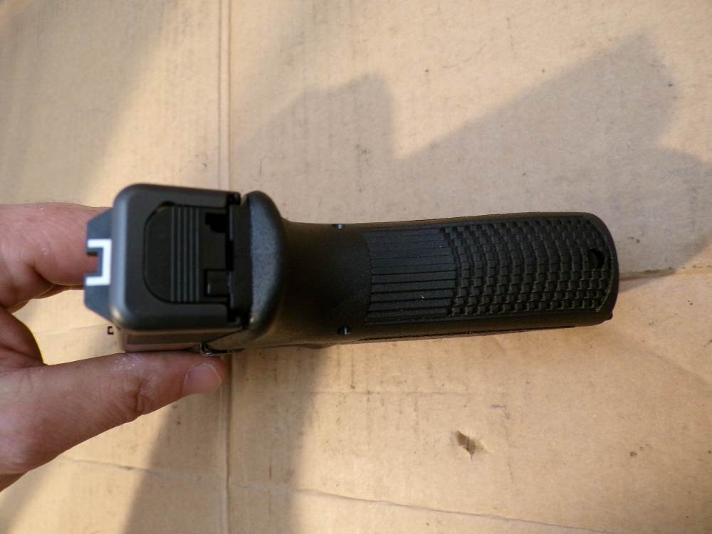 Glock 19 Gen 3 9mm 2x 10 Round Magazines Made in USA UL1950201-img-7