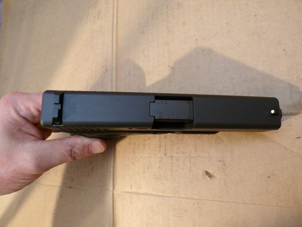 Glock 19 Gen 4 9mm 3x 15 Round Magazines UG1950203-img-4