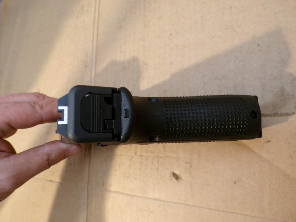 Glock 19 Gen 4 9mm 3x 15 Round Magazines UG1950203-img-7