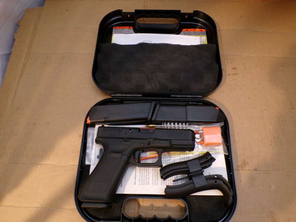 Glock 45 Gen 5 9mm MOS 3x 17 Round Magazines UA455S203MOS-img-0