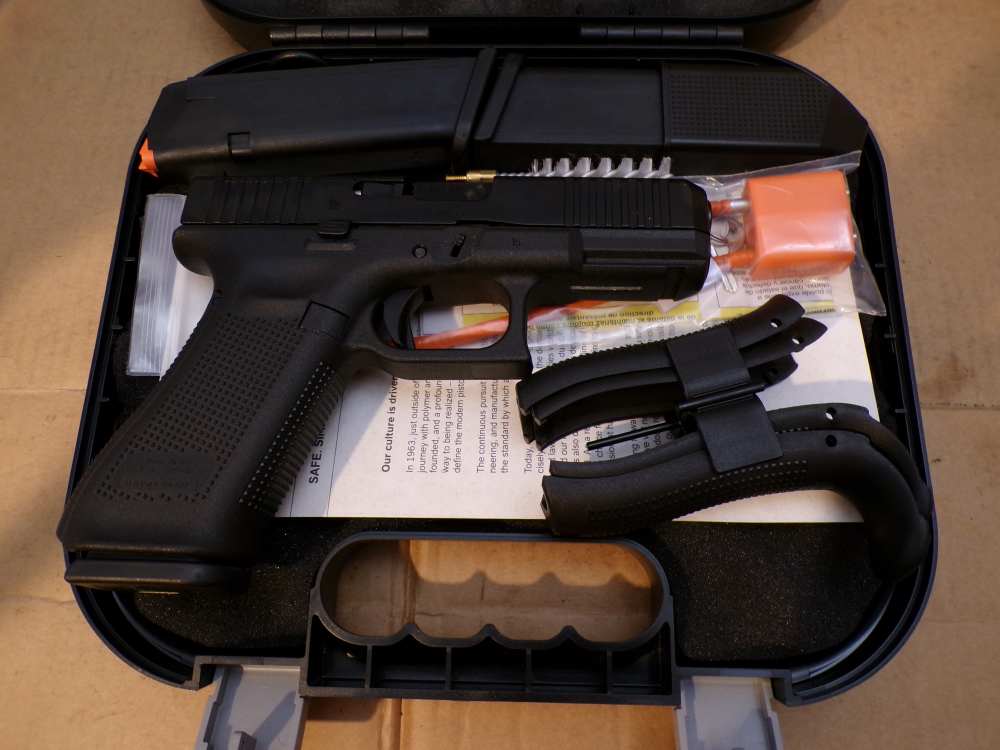 Glock 45 Gen 5 9mm MOS 3x 17 Round Magazines UA455S203MOS-img-1