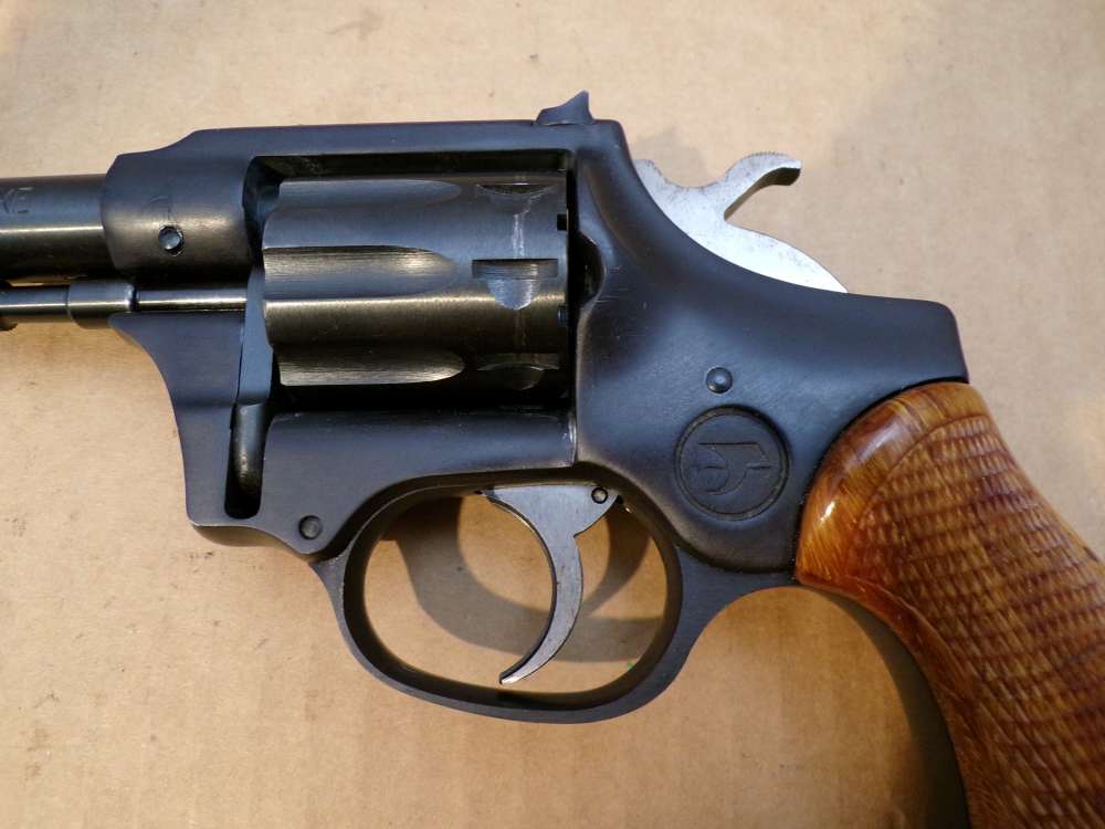 High Standard Sentinel Deluxe R-107 .22lr Revolver 6"-img-6