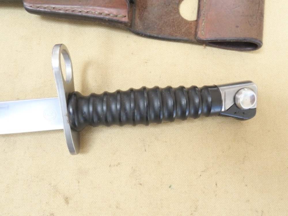 Swiss Sig STG-57 PE-57 Rifle Bayonet with Scabbard & Frog STG-58 STG57-img-3