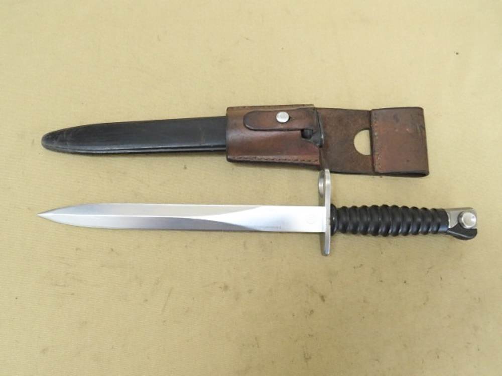 Swiss Sig STG-57 PE-57 Rifle Bayonet with Scabbard & Frog STG-58 STG57-img-2