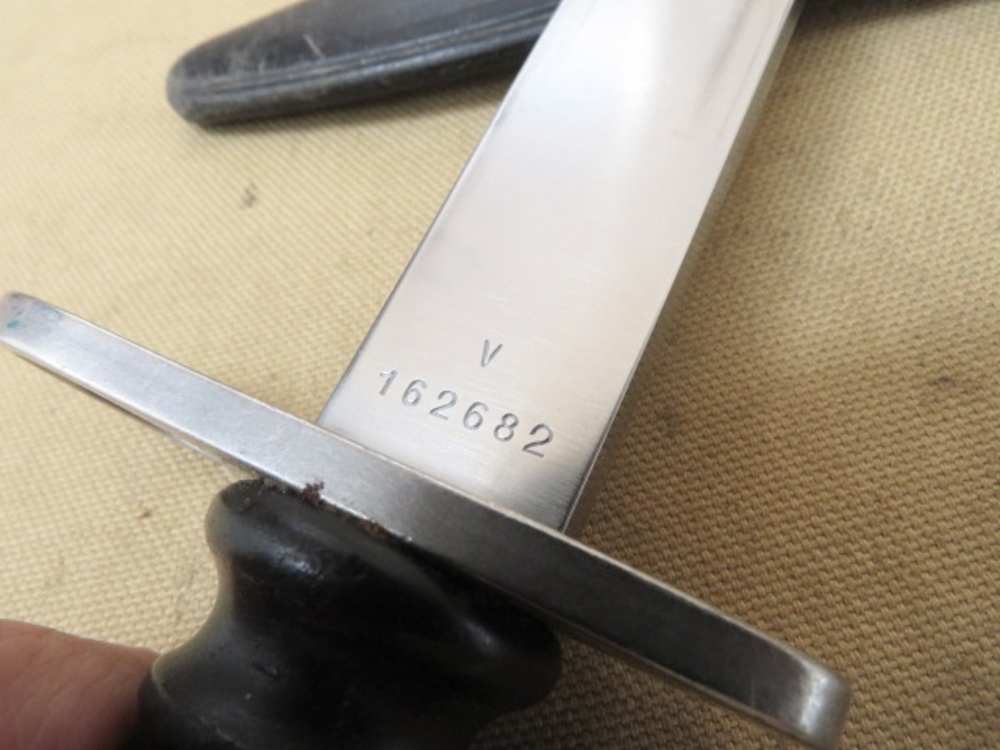 Swiss Sig STG-57 PE-57 Rifle Bayonet with Scabbard & Frog STG-58 STG57-img-9