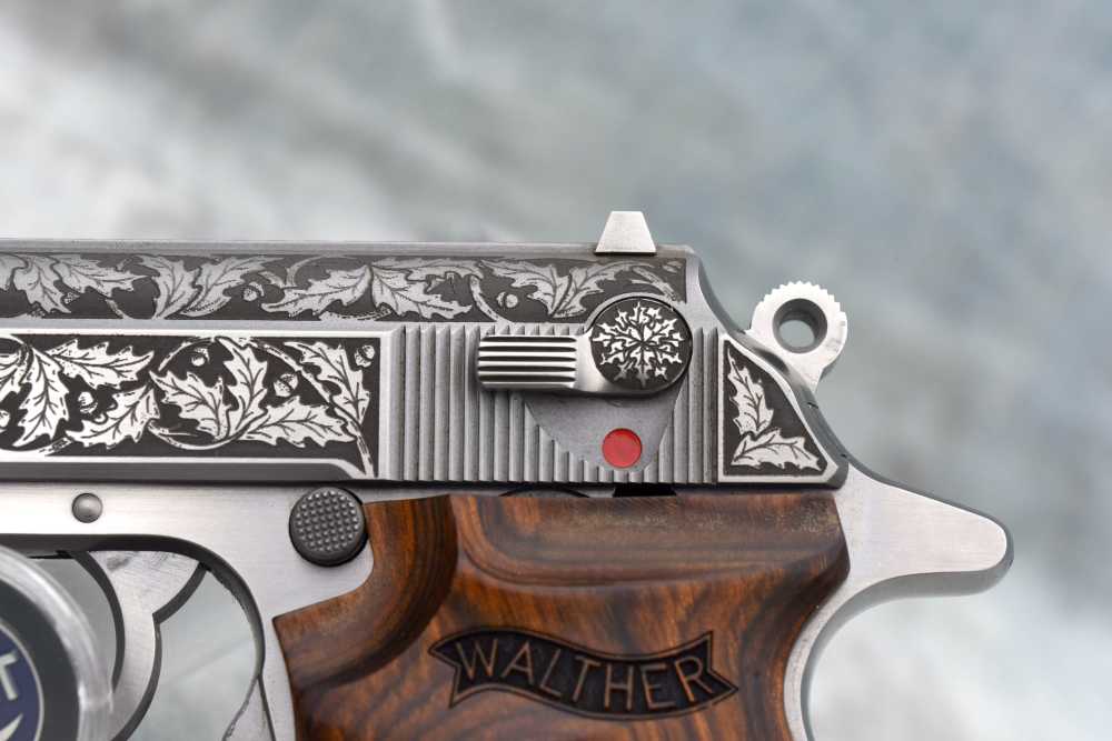 RARE LNIB Walther PPK/S Royal Oak Engraved .380 ACP-img-8