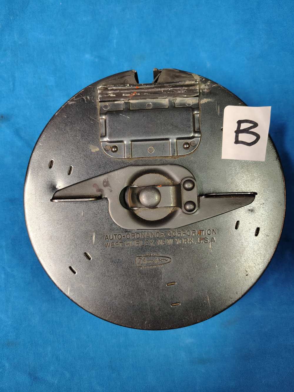 (B) XL 39 Rd Auto Ordnance Corp West Hurley Thompson smg drum .45 acp MGC-img-0