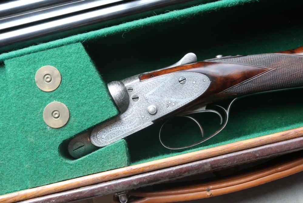 EM Reilly sidelock shotgun in Very Good condition!-img-5