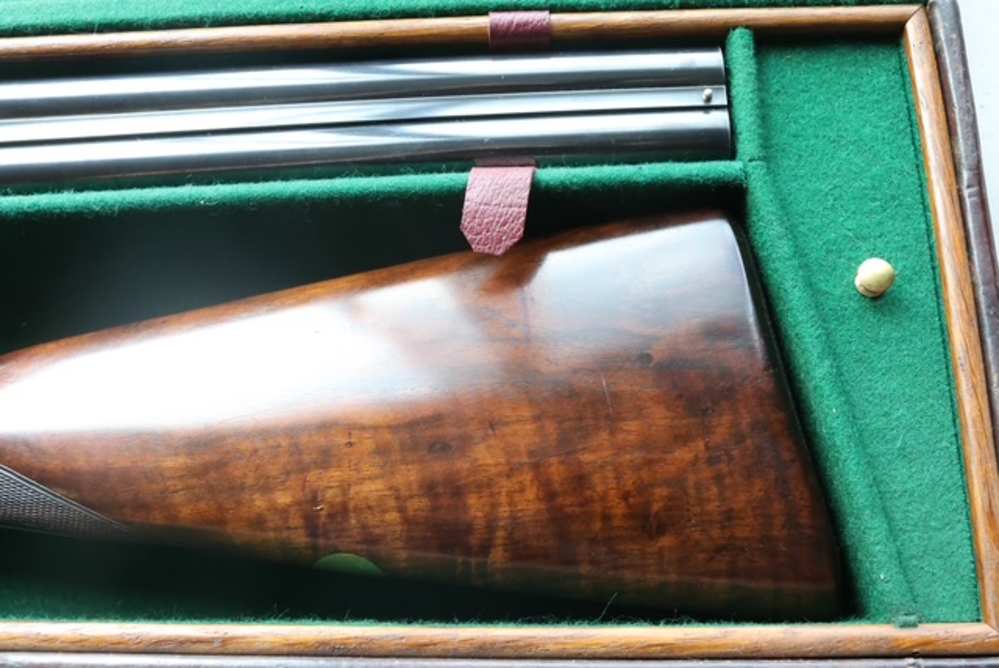 EM Reilly sidelock shotgun in Very Good condition!-img-6