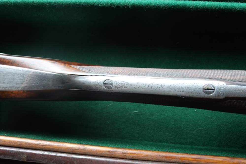 EM Reilly sidelock shotgun in Very Good condition!-img-4