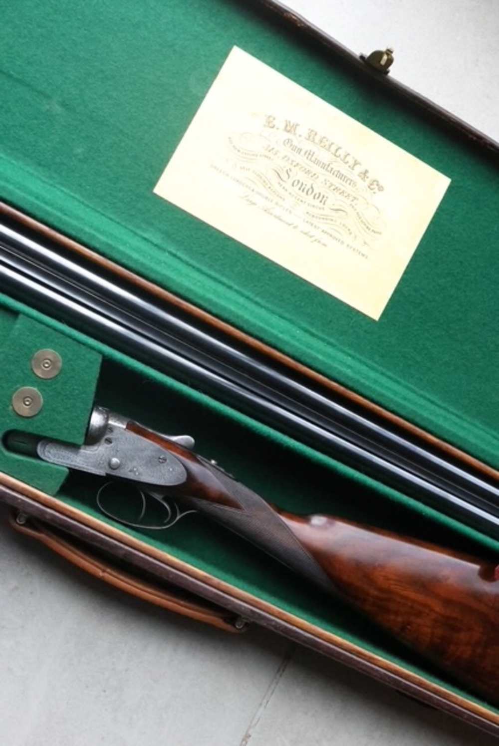 EM Reilly sidelock shotgun in Very Good condition!-img-0
