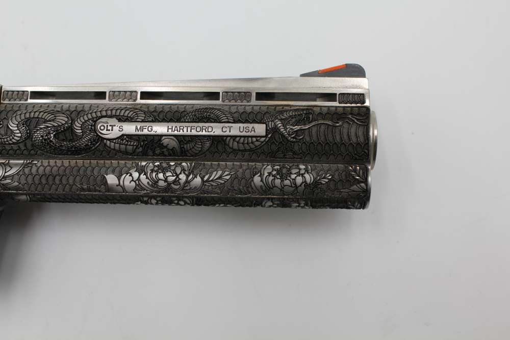 NEW. Colt Python .357 Magnum – 5" Barrel – Custom Snakeskin Engraving-img-10