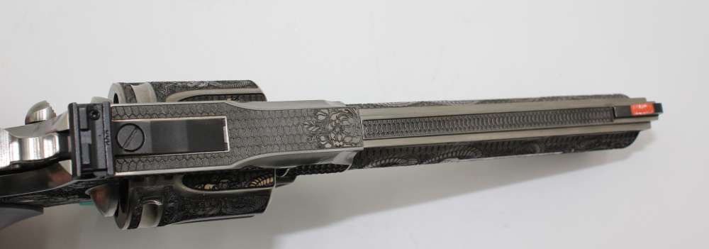 NEW. Colt Python .357 Magnum – 5" Barrel – Custom Snakeskin Engraving-img-14
