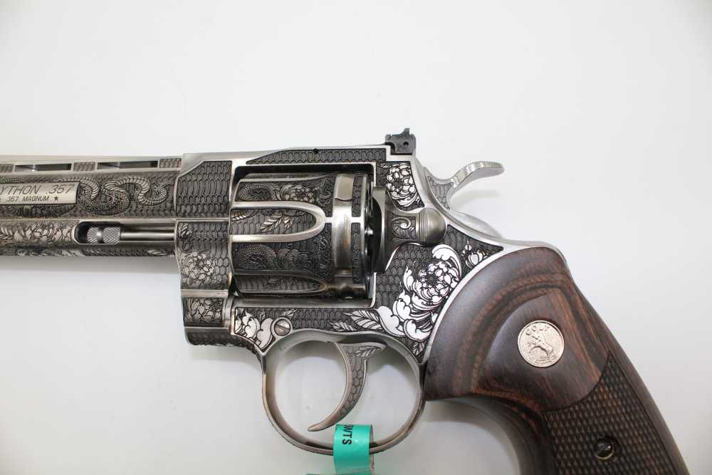 NEW. Colt Python .357 Magnum – 5" Barrel – Custom Snakeskin Engraving-img-6