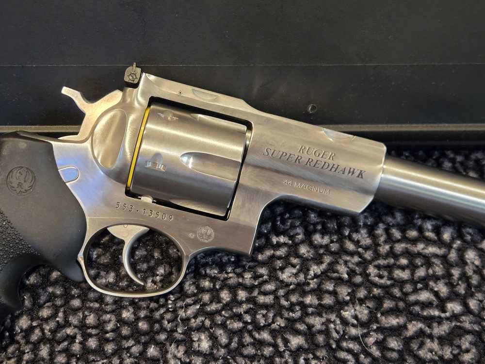 RUGER 5502 SUPER REDHAWK 44 MAGNUM 9.50" SATIN STAINLESS NEW IN BOX-img-2