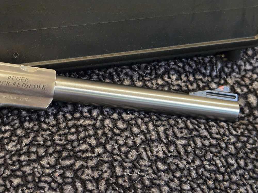 RUGER 5502 SUPER REDHAWK 44 MAGNUM 9.50" SATIN STAINLESS NEW IN BOX-img-3