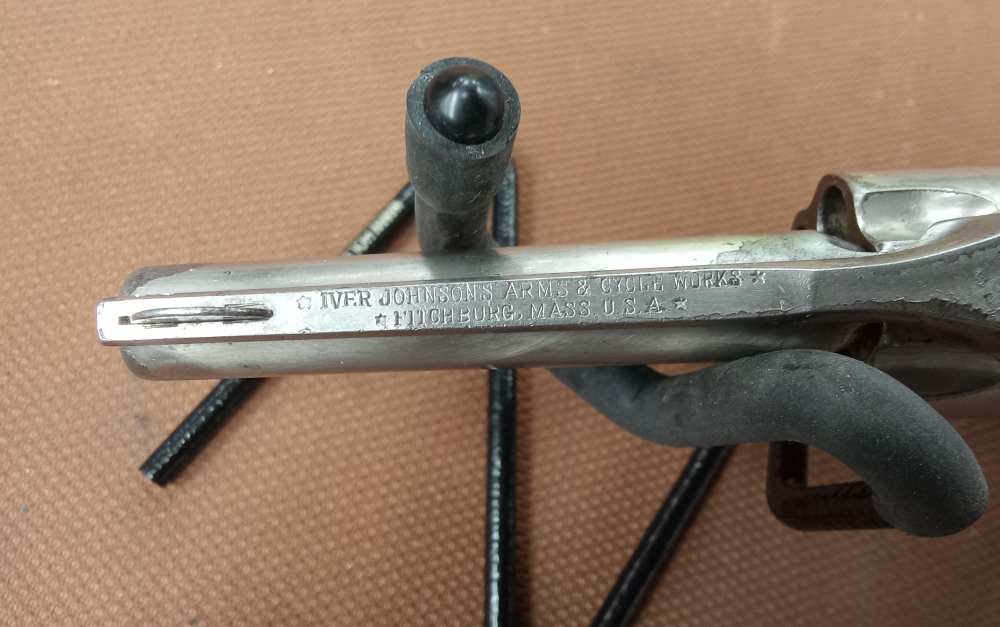 Iver Johnson Top Break 32 short revolver -img-8