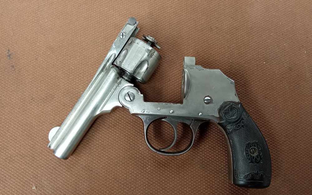 Iver Johnson Top Break 32 short revolver -img-9
