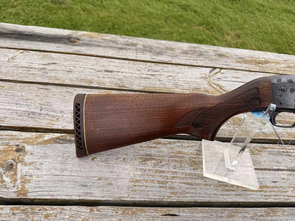 ITHACA  MODEL 37 12 GA PUMP ACTION SHOTGUN 26"-img-11