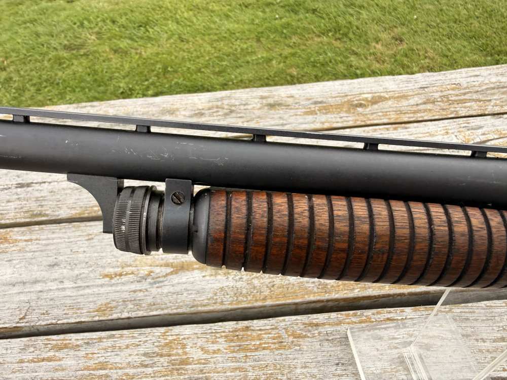 ITHACA  MODEL 37 12 GA PUMP ACTION SHOTGUN 26"-img-16