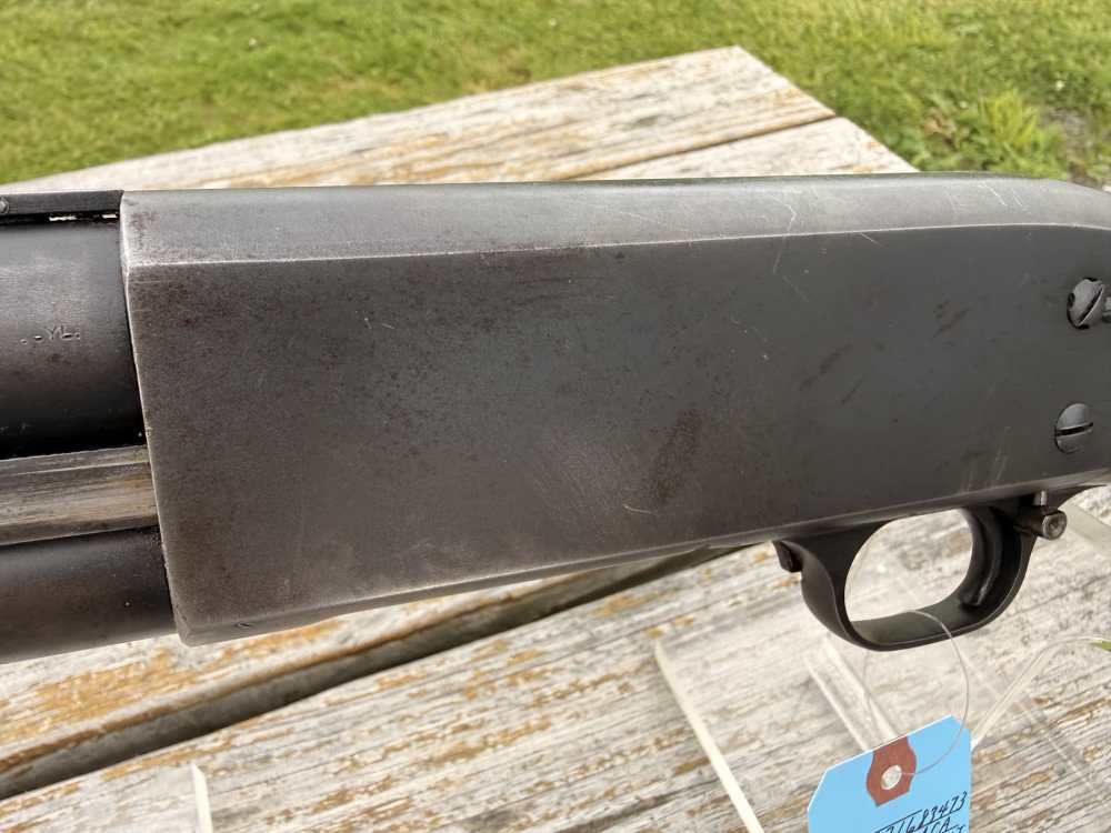 ITHACA  MODEL 37 12 GA PUMP ACTION SHOTGUN 26"-img-14