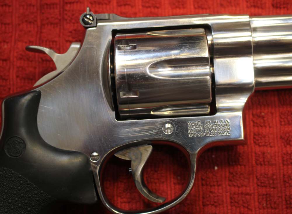 Smith & Wesson 629-5 44 Magnum 4" Barrel with S&W Custom Shop work-img-10