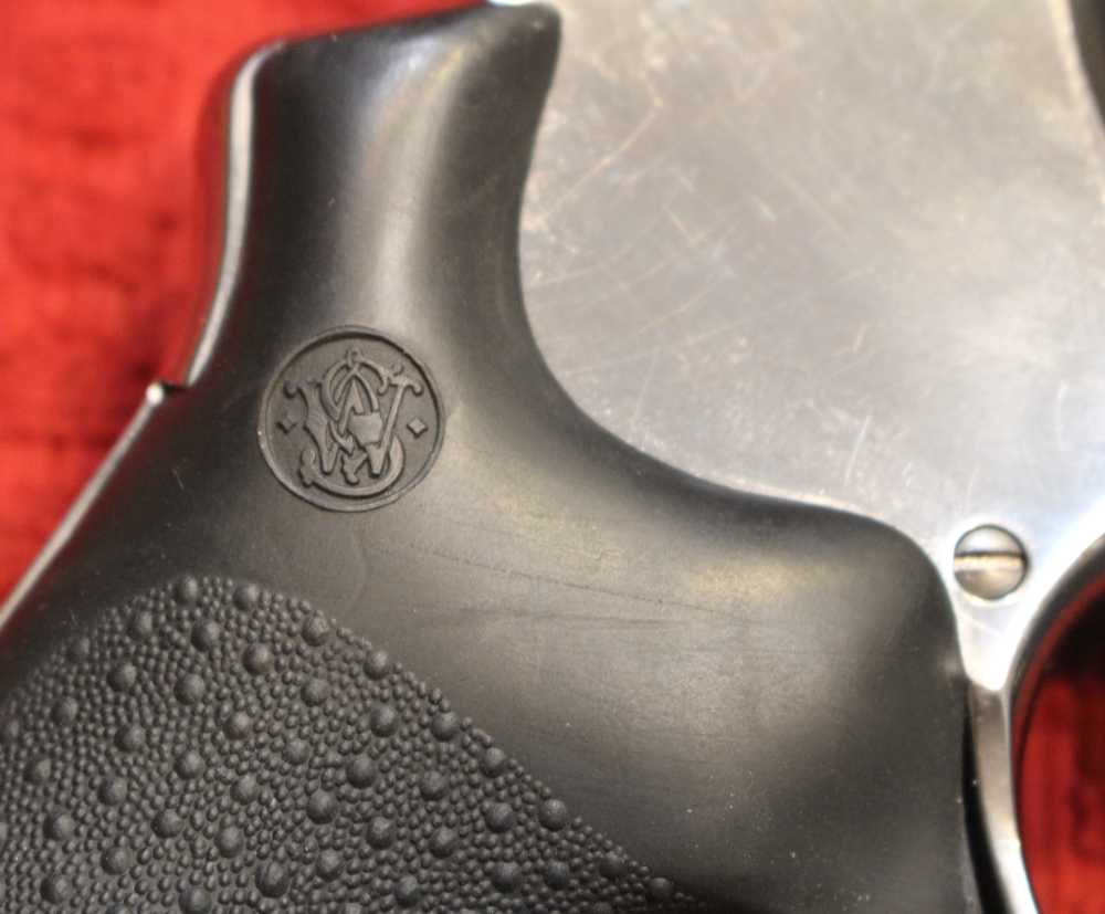 Smith & Wesson 629-5 44 Magnum 4" Barrel with S&W Custom Shop work-img-12