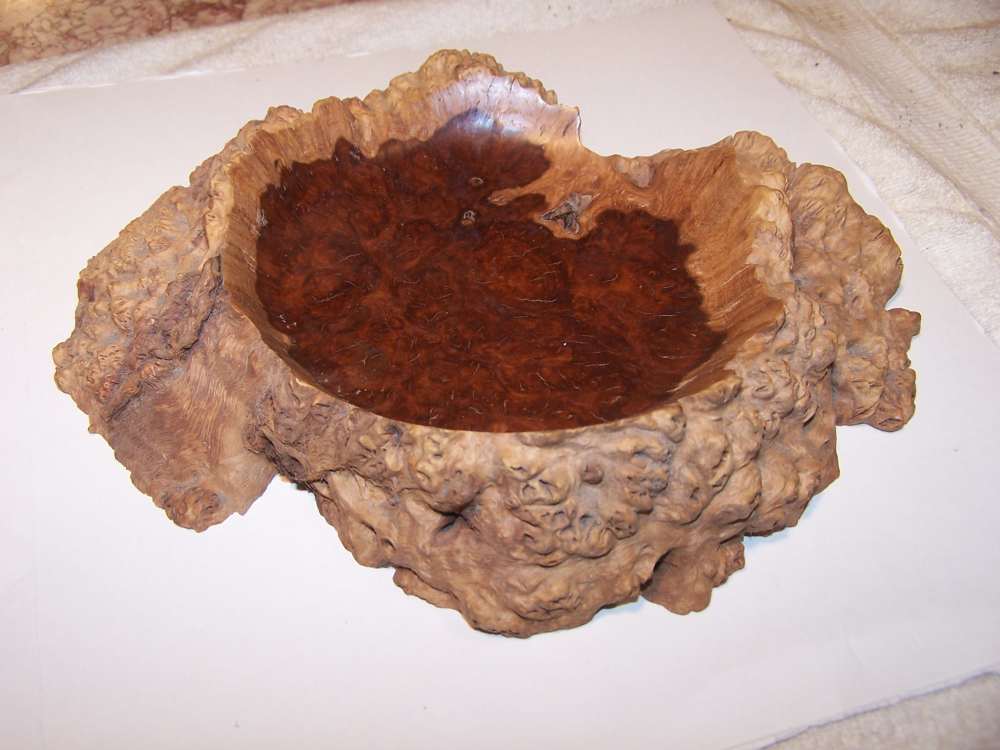 Artist signed RARE Unique faces in wood bowl - Vietnam Nam vet created-img-4