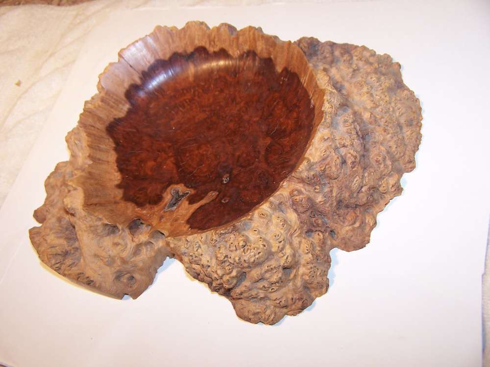 Artist signed RARE Unique faces in wood bowl - Vietnam Nam vet created-img-1