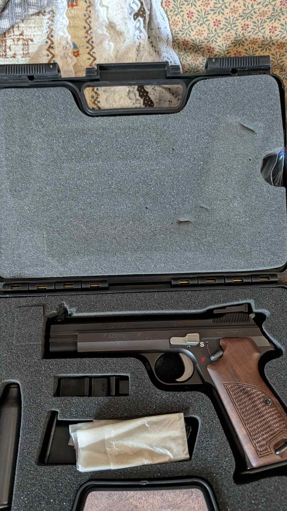 Beautiful NIB SIG SWISS ARMS LATE PRODUCTION 2006 P-210-6 HEAVY FRAME.-img-11