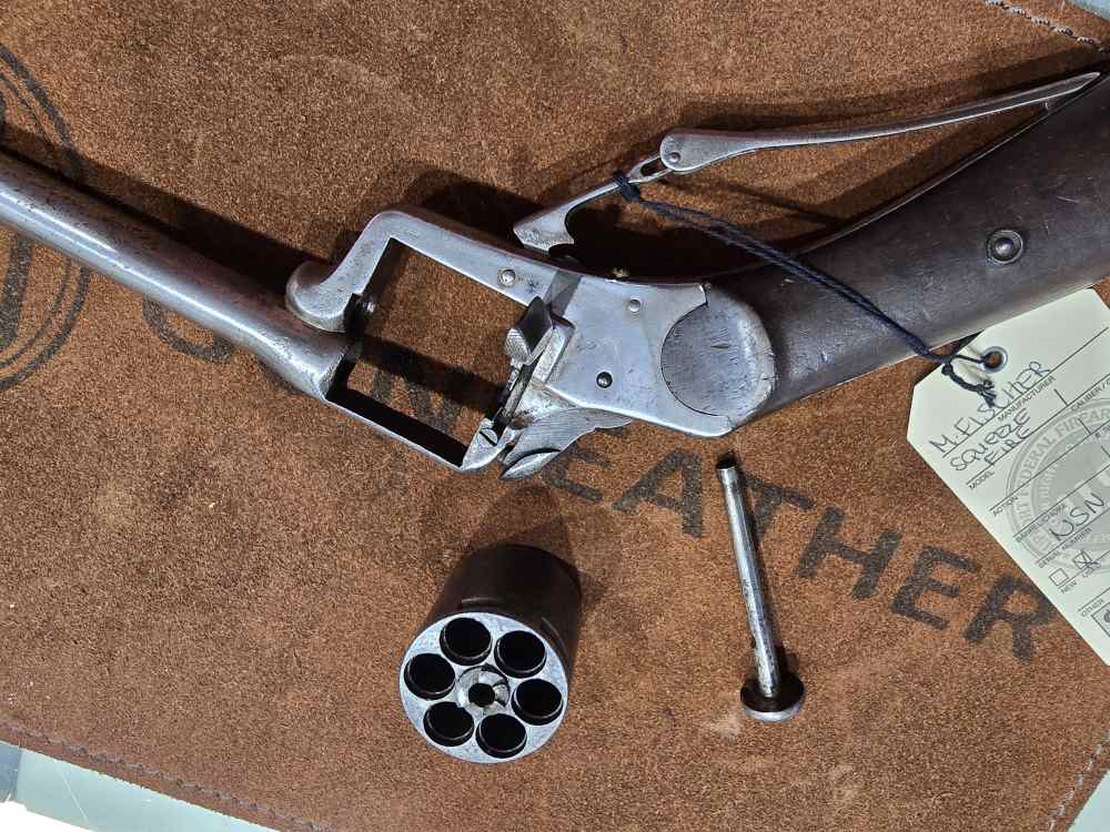 M. Ficher - Squeeze / Pin Fire Revolver for Amputee made in Berlin, Germany-img-9