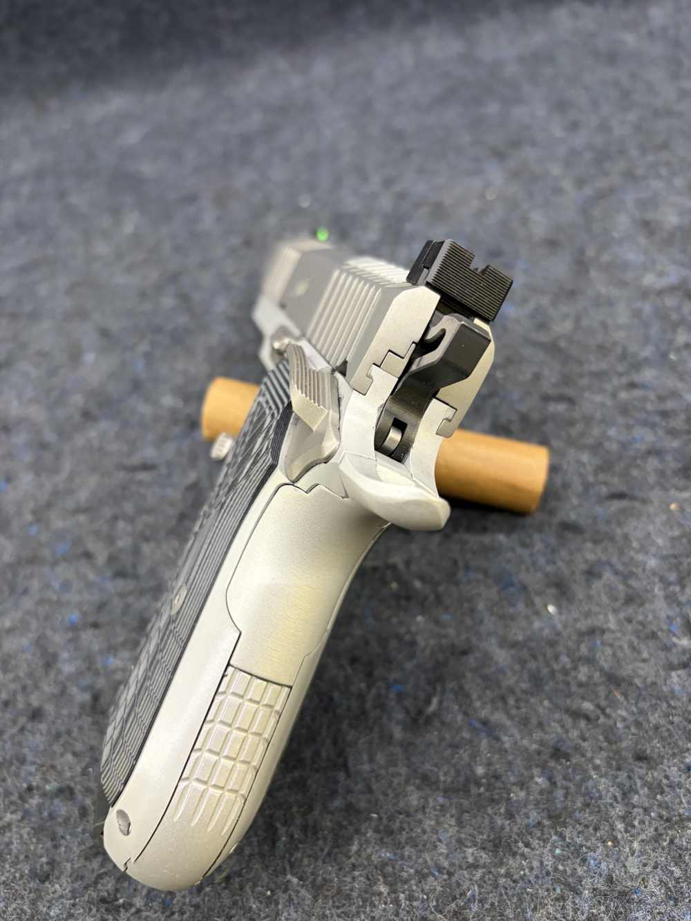 KIMBER KDS9C 9MM PISTOL SS/AL w/FOUR MAGS-img-4