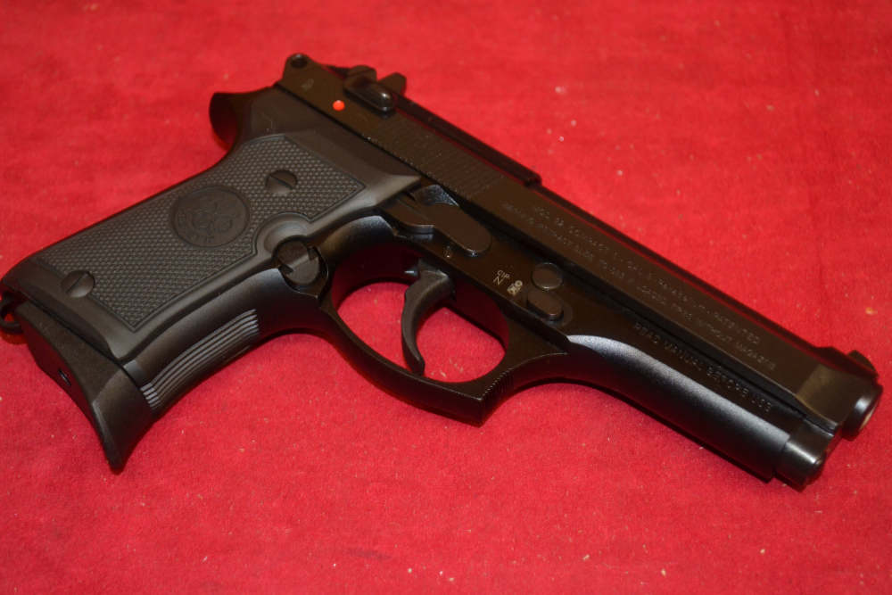 Beretta 92 Compact L 9mm 4.25"Barrel, Layaway Available.-img-3