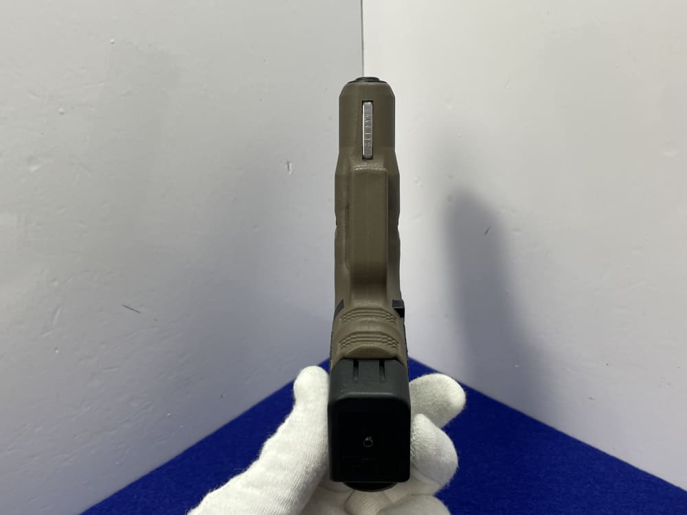 Glock 26 Gen 3 9mm 3.43" Black/FDE *EXCELLENT CONCEALABLE POCKET PISTOL*-img-25