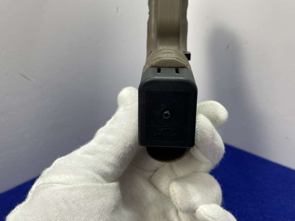 Glock 26 Gen 3 9mm 3.43" Black/FDE *EXCELLENT CONCEALABLE POCKET PISTOL*-img-30