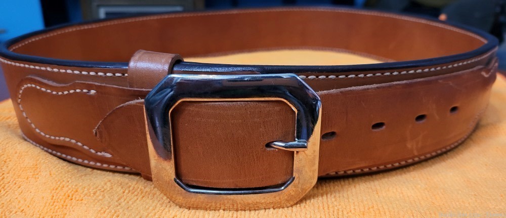 Bianchi .44 / .45 Leather Belt (32-34" waist)-img-0