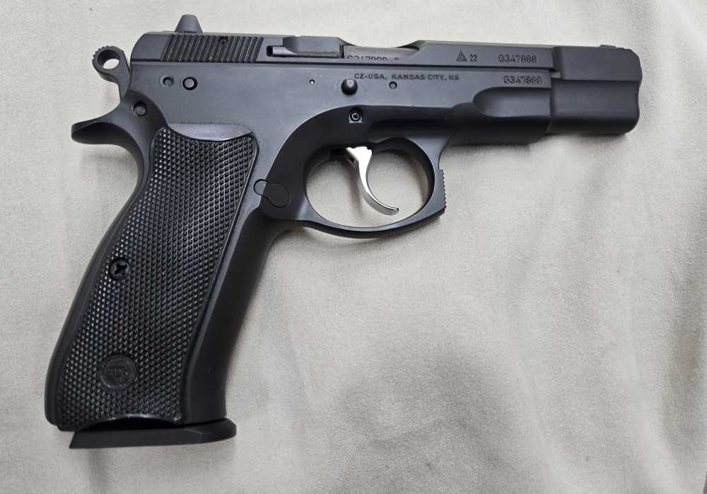 CZ 75 BD 9mm Pistol 4.6" Night Sights One Magazine and Box -img-1