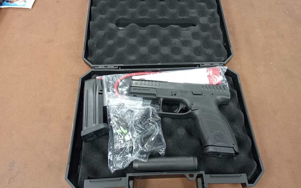 CZ P-10 C Ported 9mm pistol -img-13