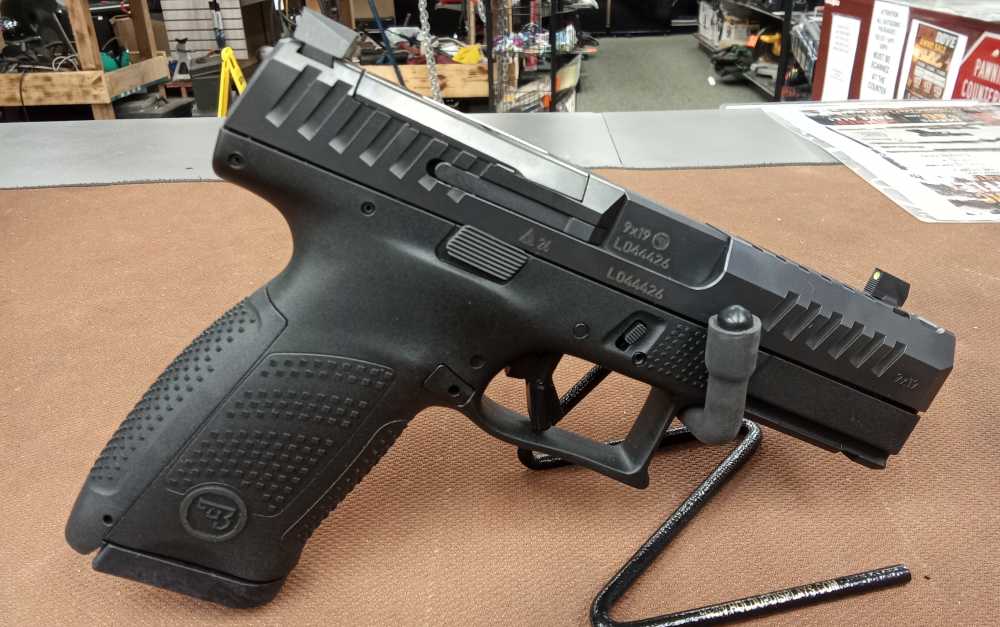 CZ P-10 C Ported 9mm pistol -img-7