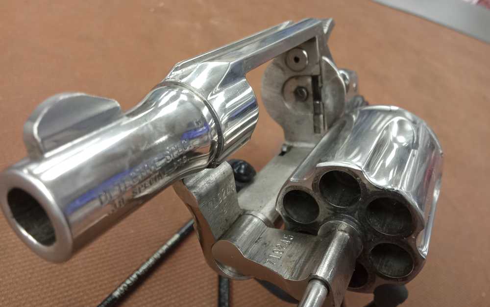 Colt detective special 38SPL revolver -img-15