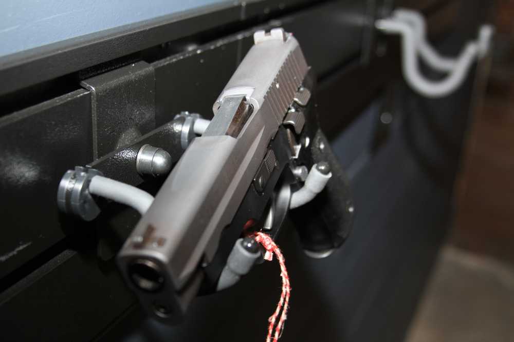 SIG Sauer P220-1 .45 ACP 1991 KB West German Matching Numbers Box Target-img-11