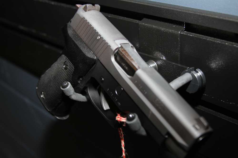 SIG Sauer P220-1 .45 ACP 1991 KB West German Matching Numbers Box Target-img-15