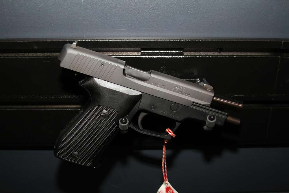 SIG Sauer P220-1 .45 ACP 1991 KB West German Matching Numbers Box Target-img-1